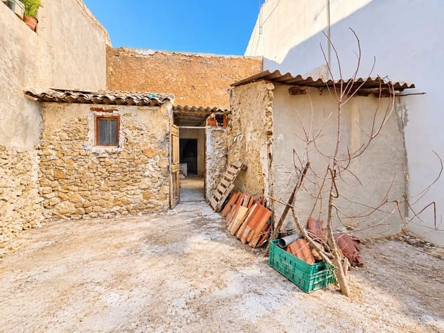 2 slaapkamer Huis te koop in Calasparra - € 29.900 (Ref: 10148821)