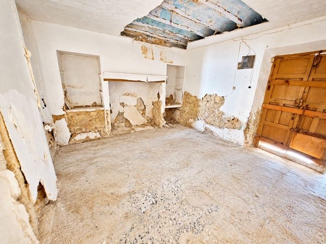 2 slaapkamer Huis te koop in Calasparra - € 29.900 (Ref: 10148821)