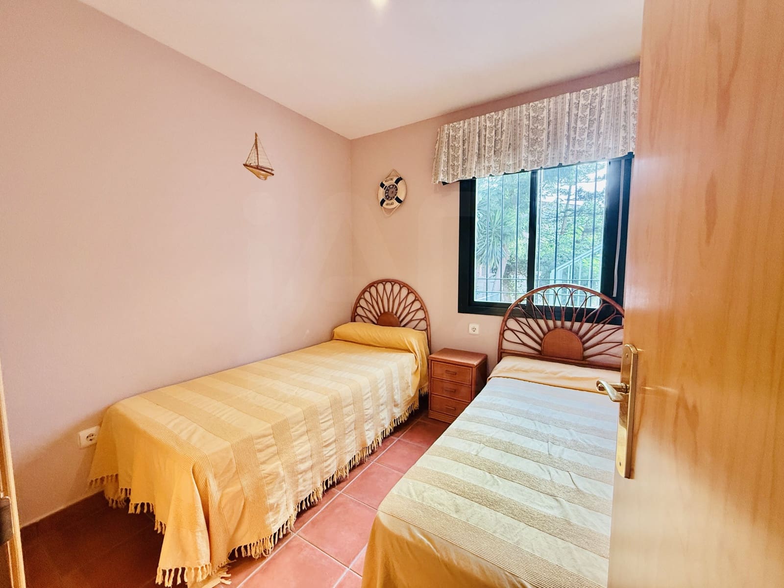 3 slaapkamer Appartement te koop in Chiclana de la Frontera met zwembad garage - € 360.000 (Ref: 10150120)