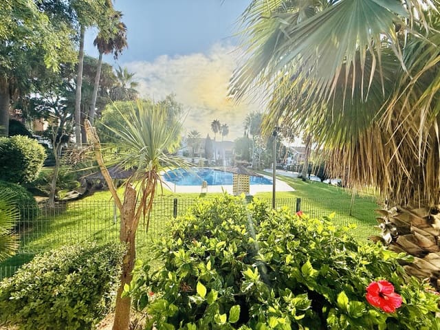 3 slaapkamer Appartement te koop in Chiclana de la Frontera met zwembad garage - € 360.000 (Ref: 10150120)