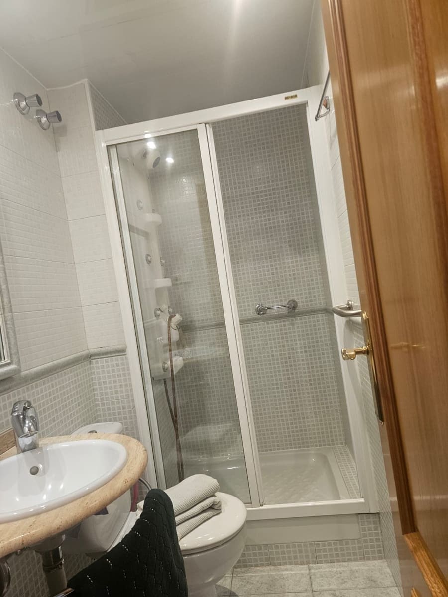 4 makuuhuone Huoneisto myytävänä paikassa Cerdanyola del Valles mukana uima-altaan - 320 000 € (Ref: 10150201)