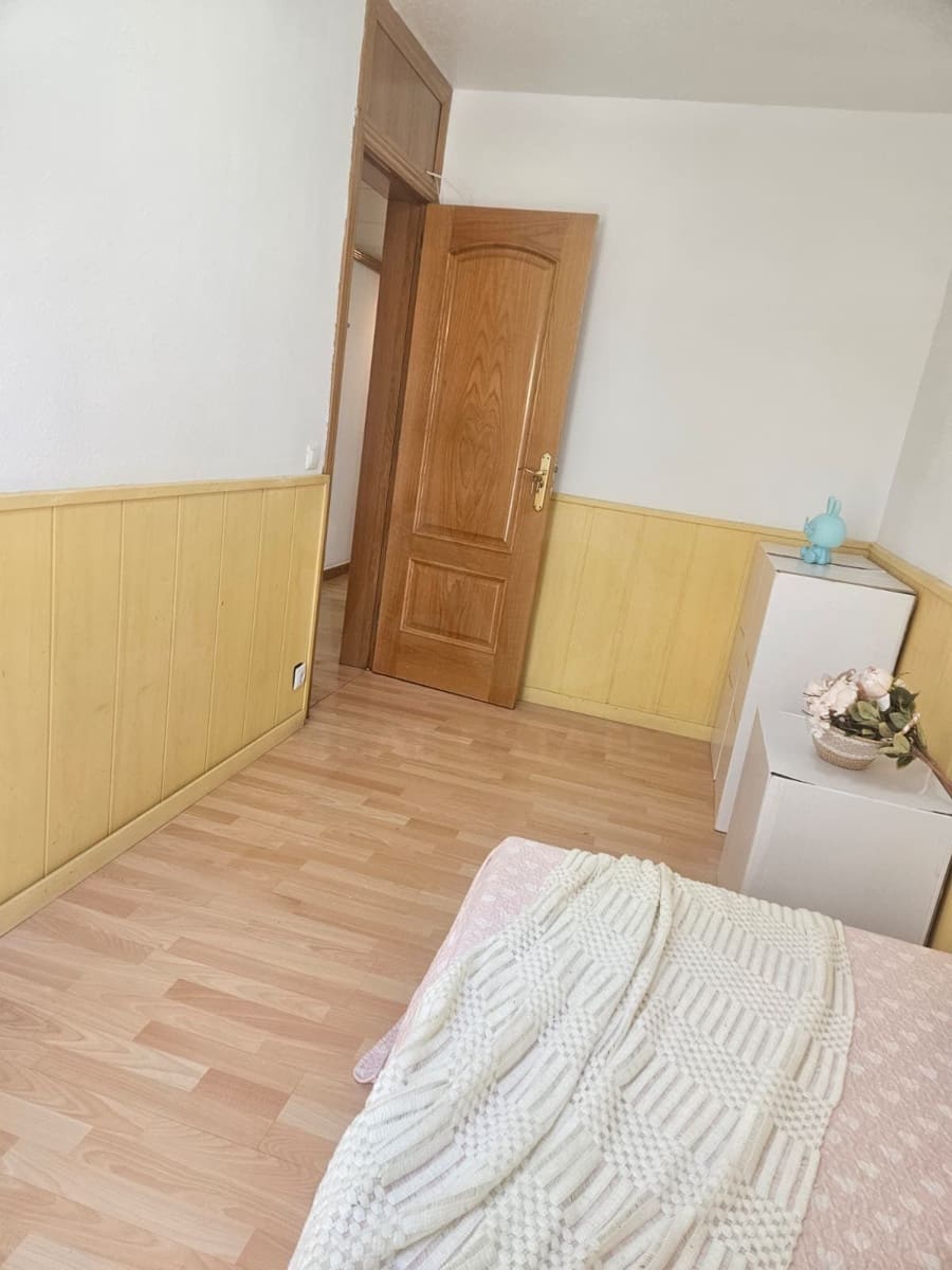 4 makuuhuone Huoneisto myytävänä paikassa Cerdanyola del Valles mukana uima-altaan - 320 000 € (Ref: 10150201)