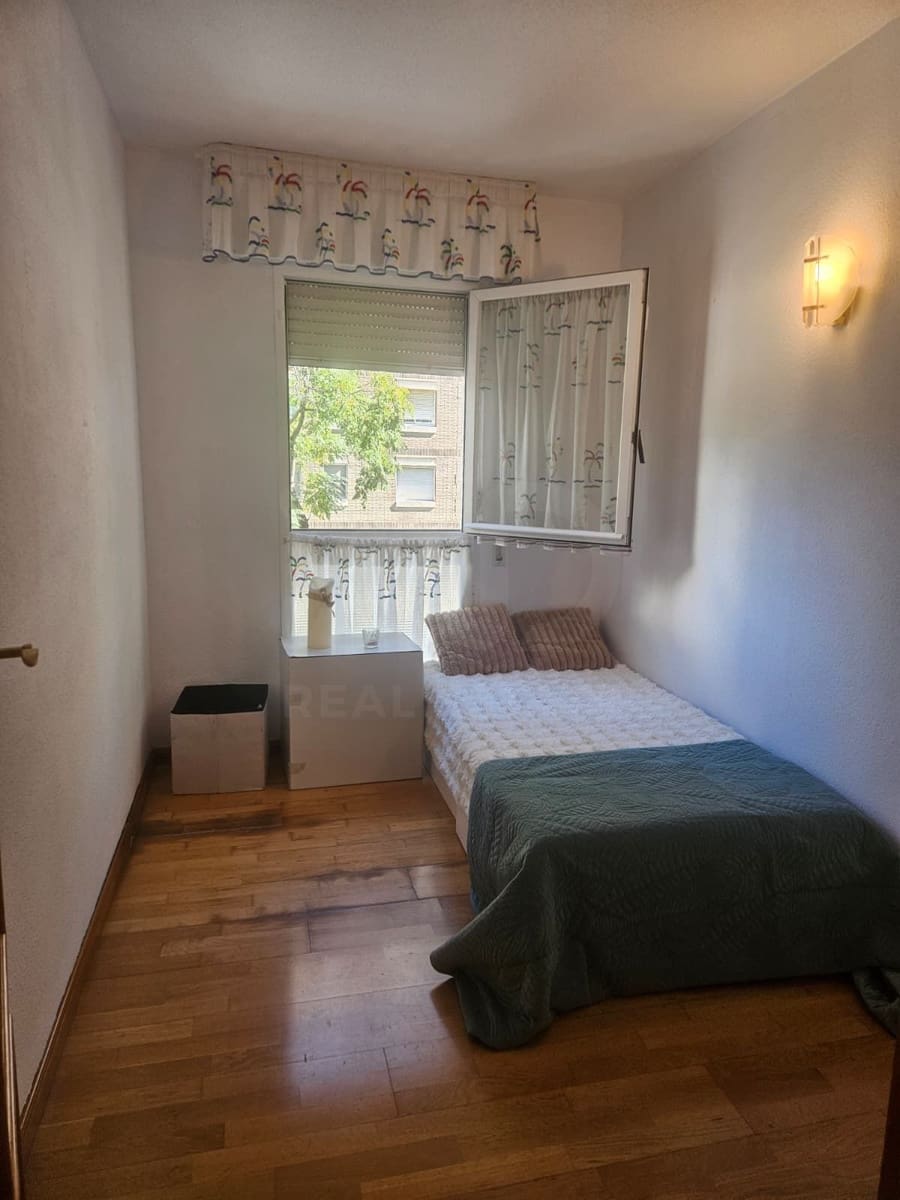 4 makuuhuone Huoneisto myytävänä paikassa Cerdanyola del Valles mukana uima-altaan - 320 000 € (Ref: 10150201)