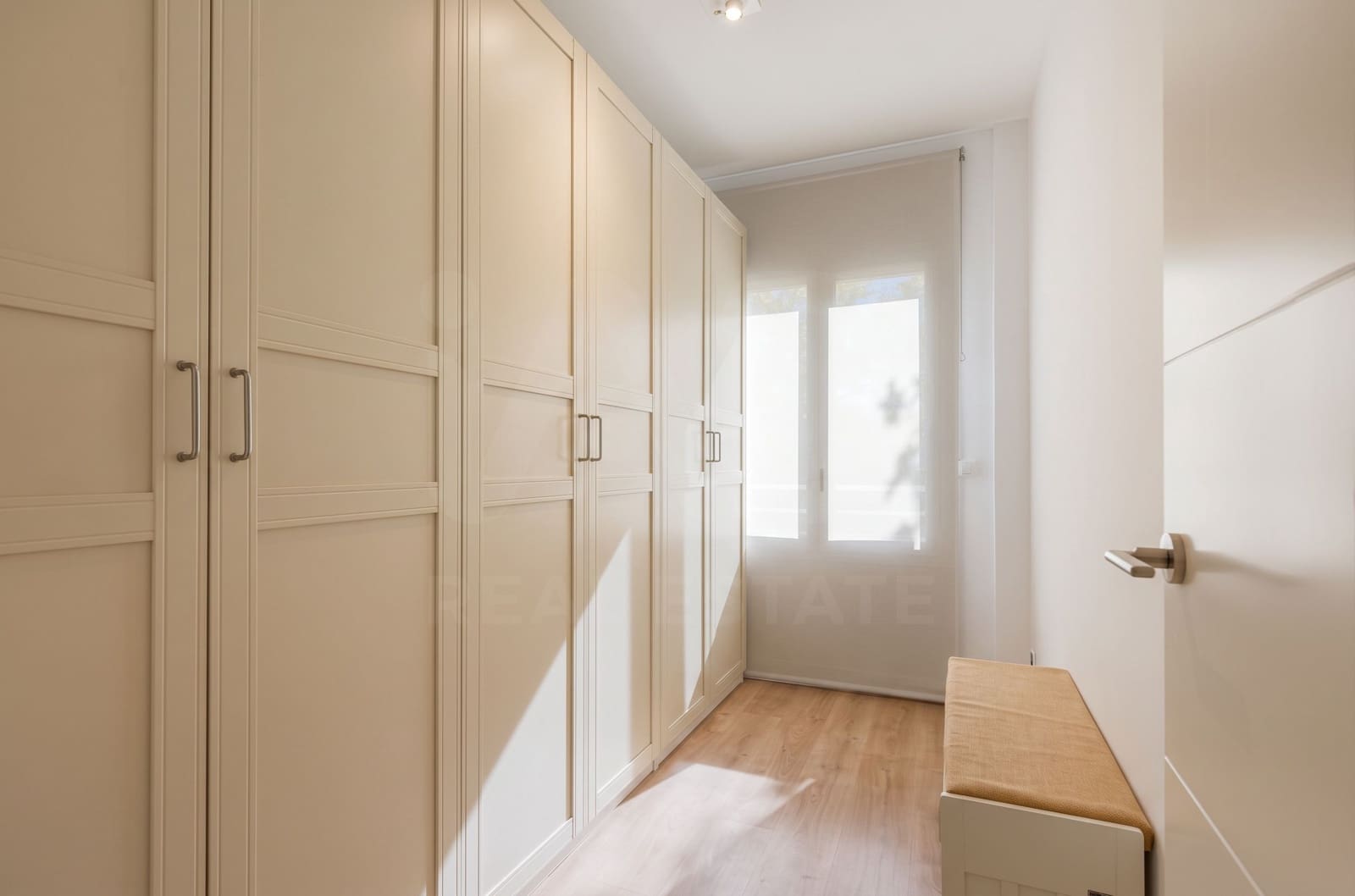 4 quarto Apartamento para venda em Barcelona cidade com garagem - 650 000 € (Ref: 10150205)