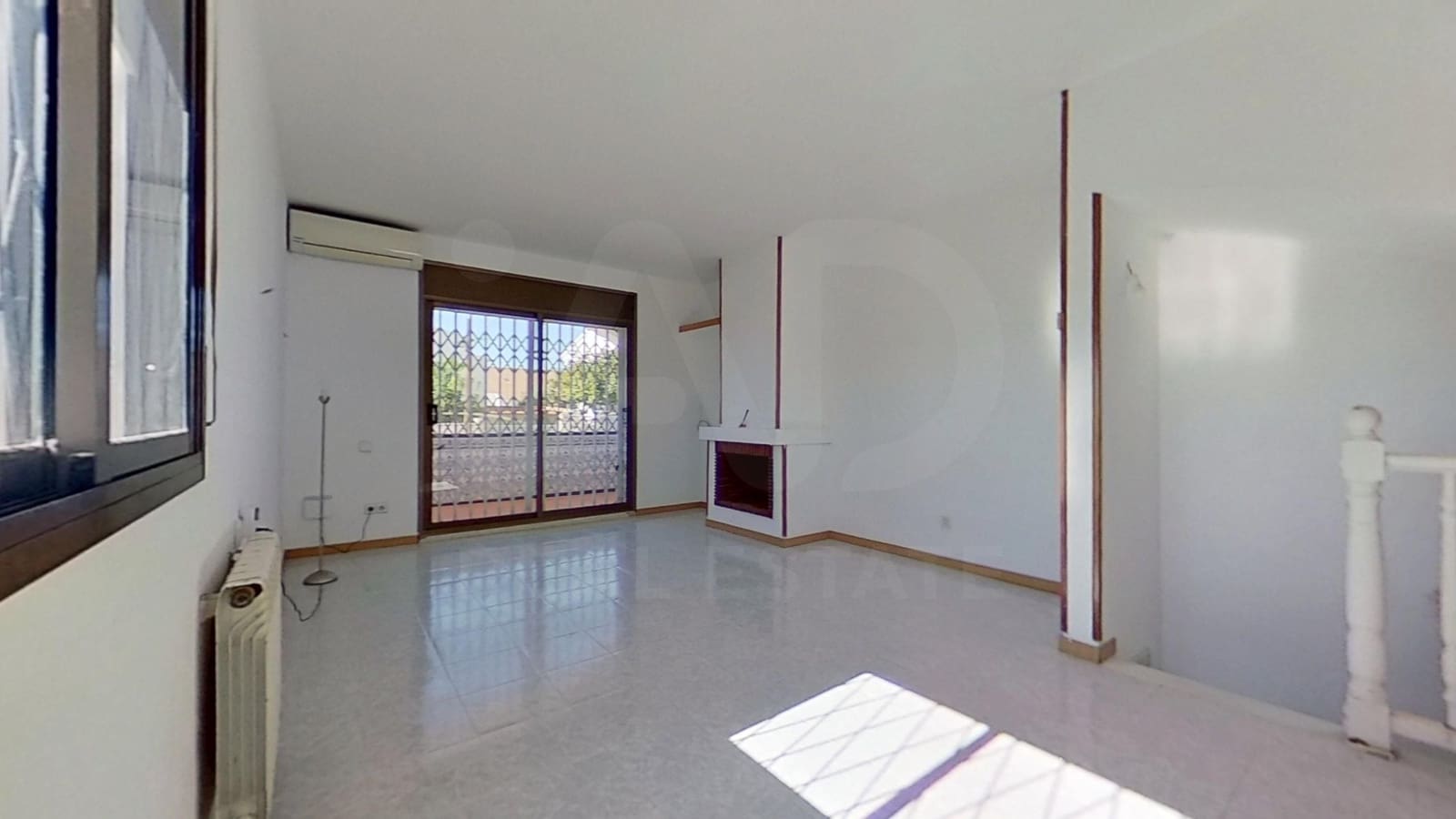 3 bedroom Terraced Villa for sale in Torredembarra with garage - € 230,000 (Ref: 10150520)