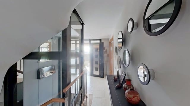 5 camera da letto Casa in vendita in Segur de Calafell, Calafell con piscina garage - 645.000 € (Rif: 10150585)