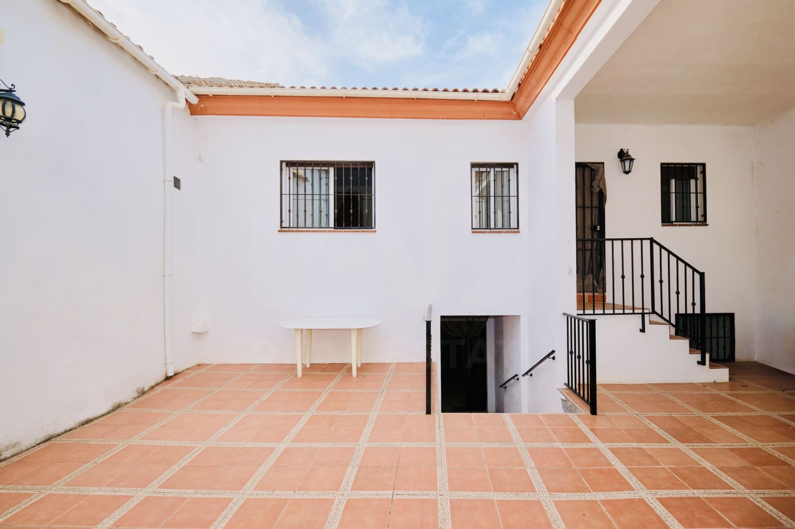 5 bedroom Townhouse for sale in Illora - € 140,000 (Ref: 10150589)