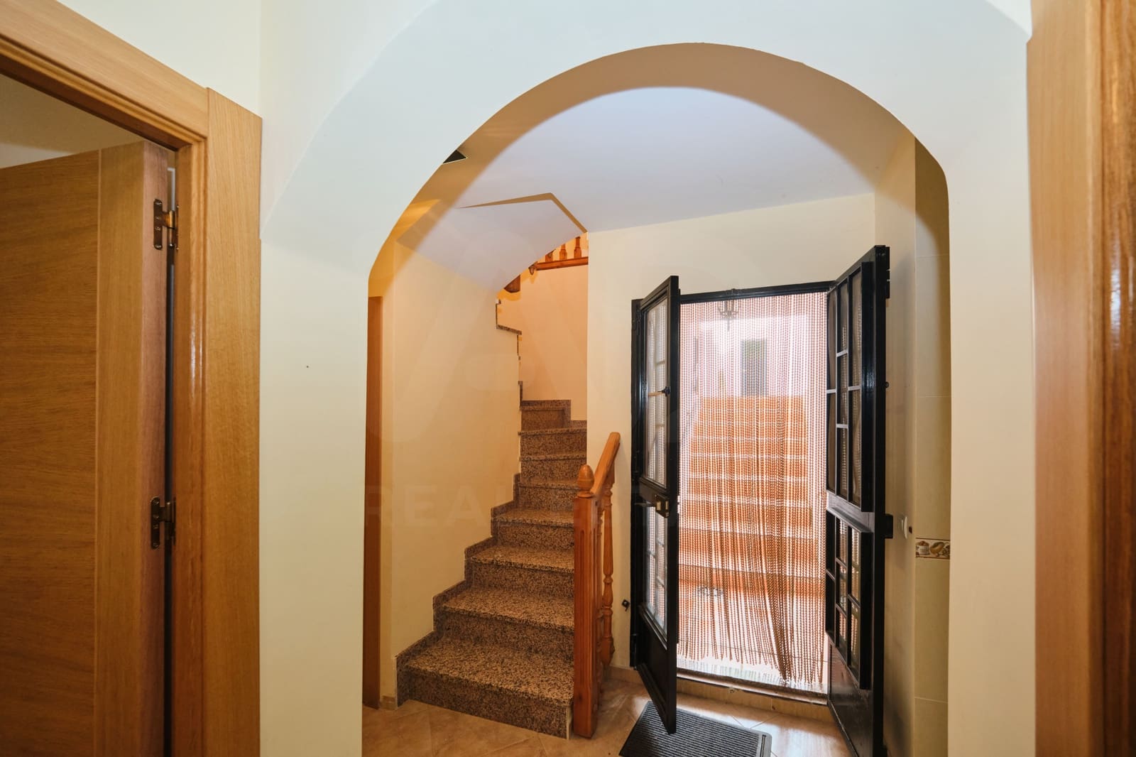 5 bedroom Townhouse for sale in Illora - € 140,000 (Ref: 10150589)