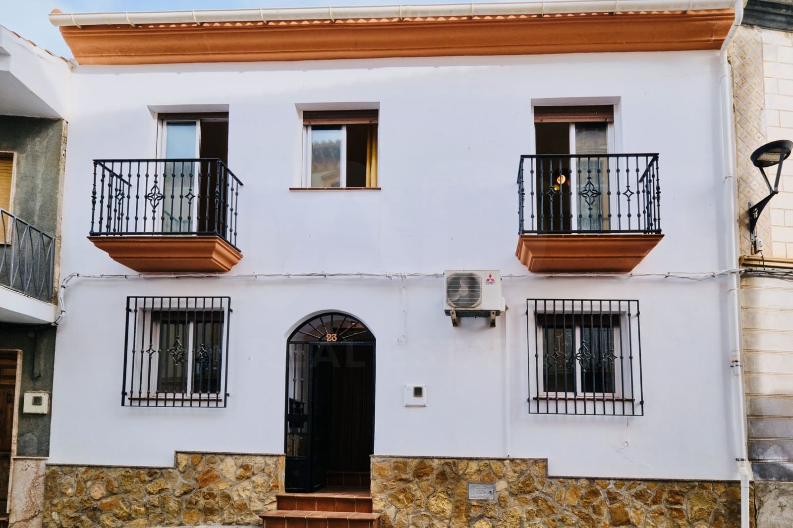5 bedroom Townhouse for sale in Illora - € 140,000 (Ref: 10150589)