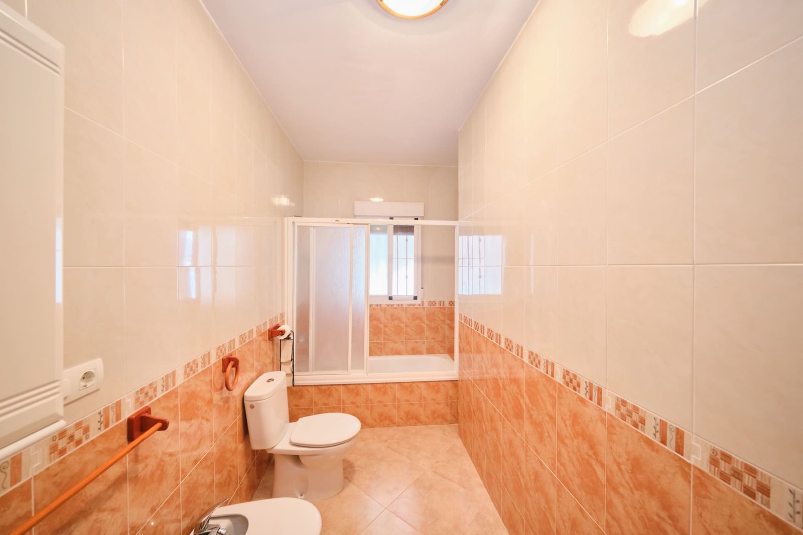 5 bedroom Townhouse for sale in Illora - € 140,000 (Ref: 10150589)