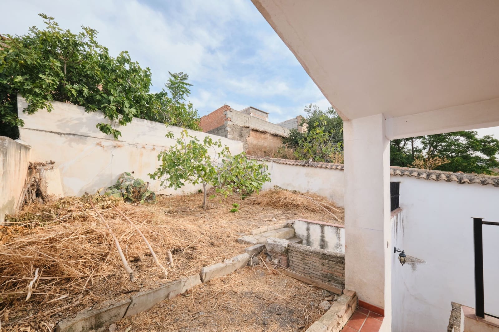 5 bedroom Townhouse for sale in Illora - € 140,000 (Ref: 10150589)