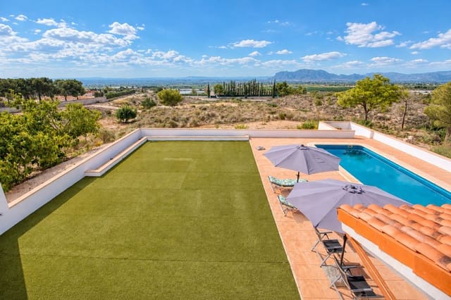 Villa in vendita in Albatera con piscina garage - 565.000 € (Rif: 10151440)