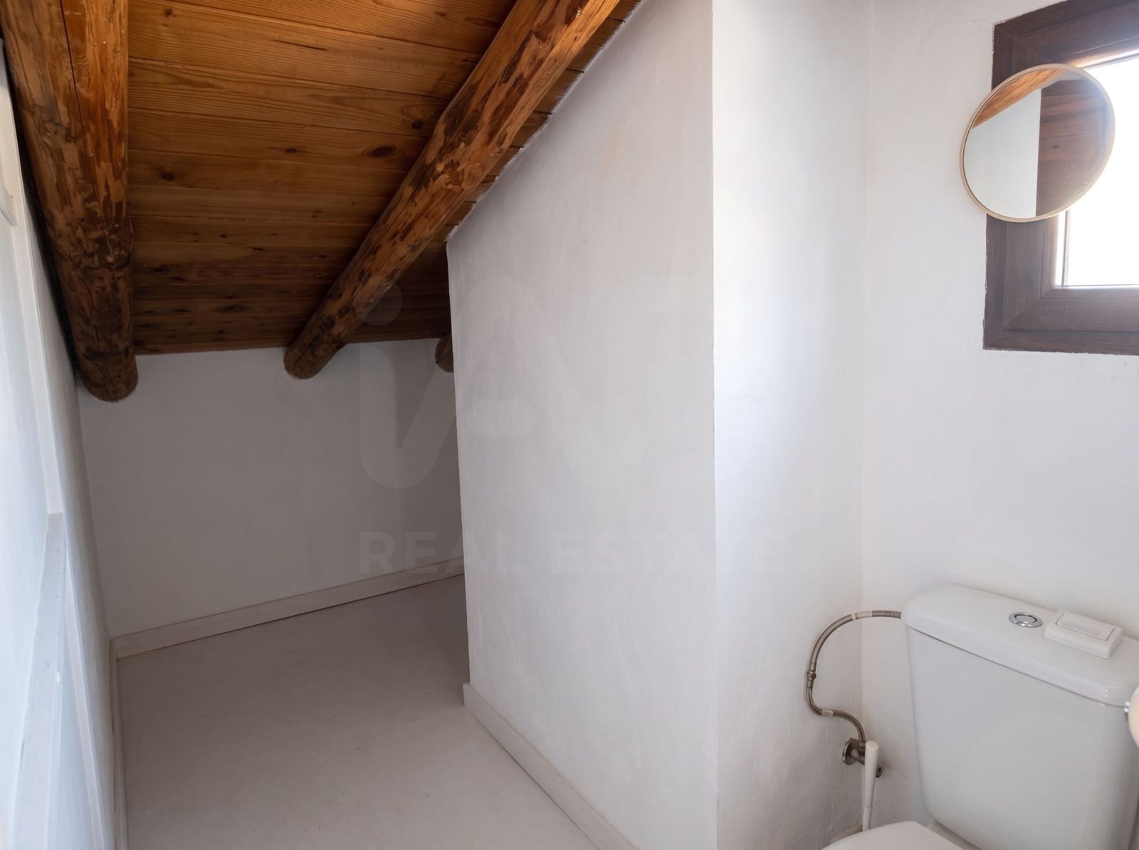 7 bedroom Townhouse for sale in Corteconcepcion - € 425,000 (Ref: 10153157)