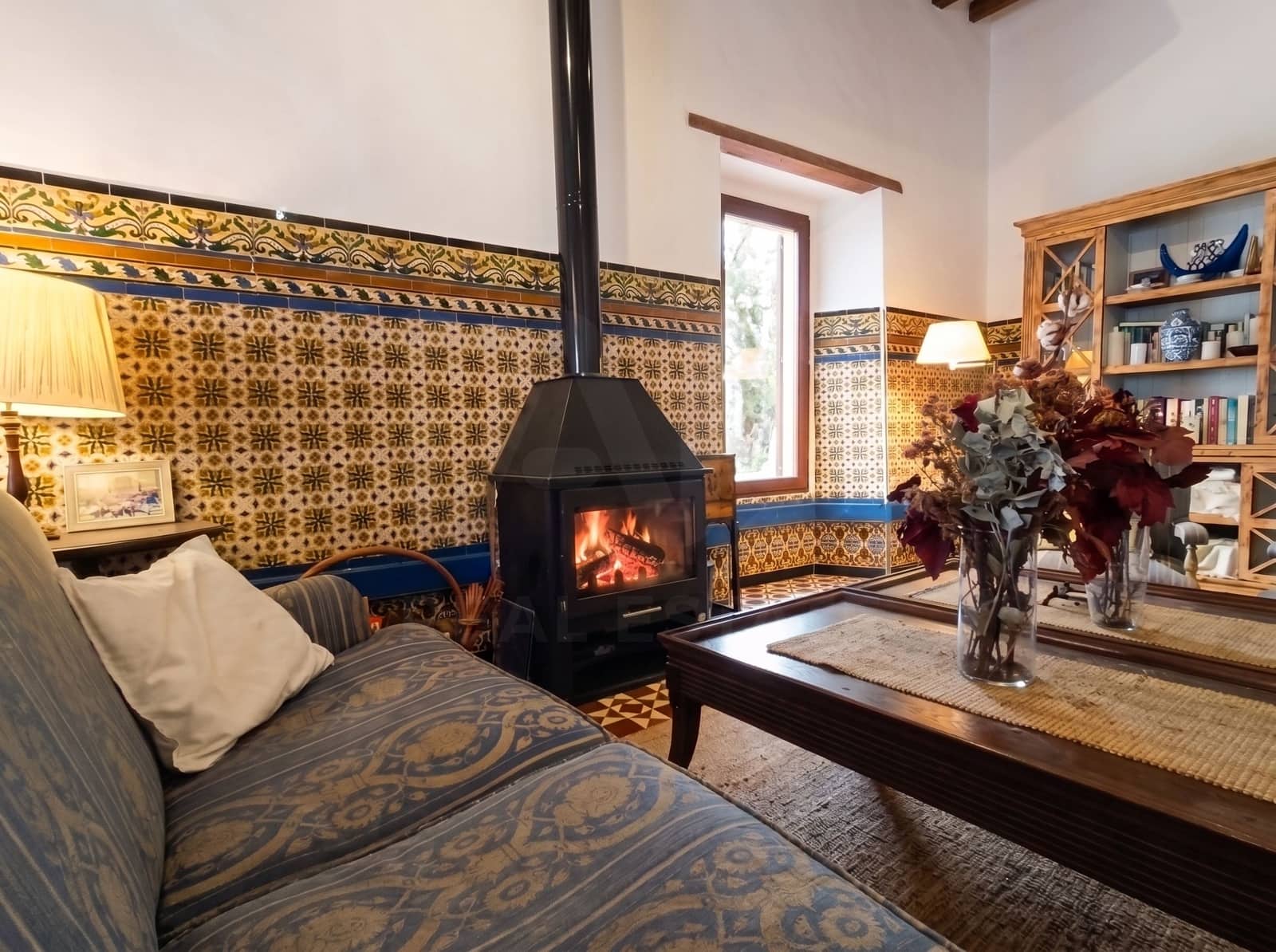 7 bedroom Townhouse for sale in Corteconcepcion - € 425,000 (Ref: 10153157)