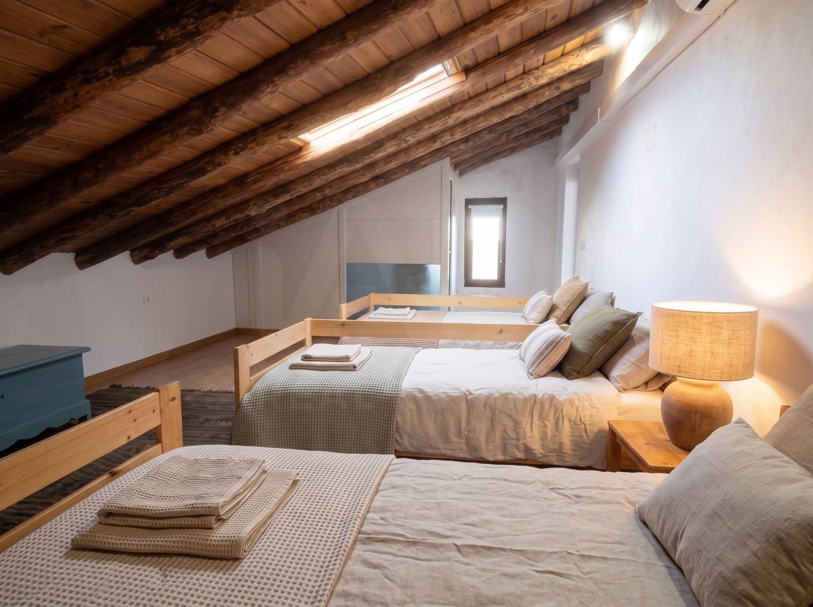 7 bedroom Townhouse for sale in Corteconcepcion - € 425,000 (Ref: 10153157)