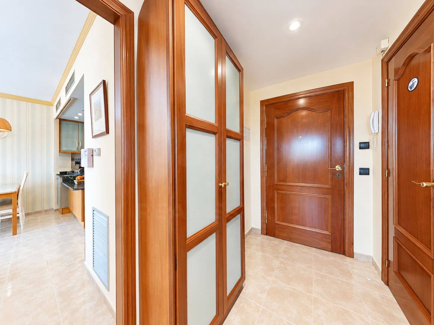 2 bedroom Apartment for sale in Sant Carles de la Rapita with pool garage - € 255,000 (Ref: 10153158)