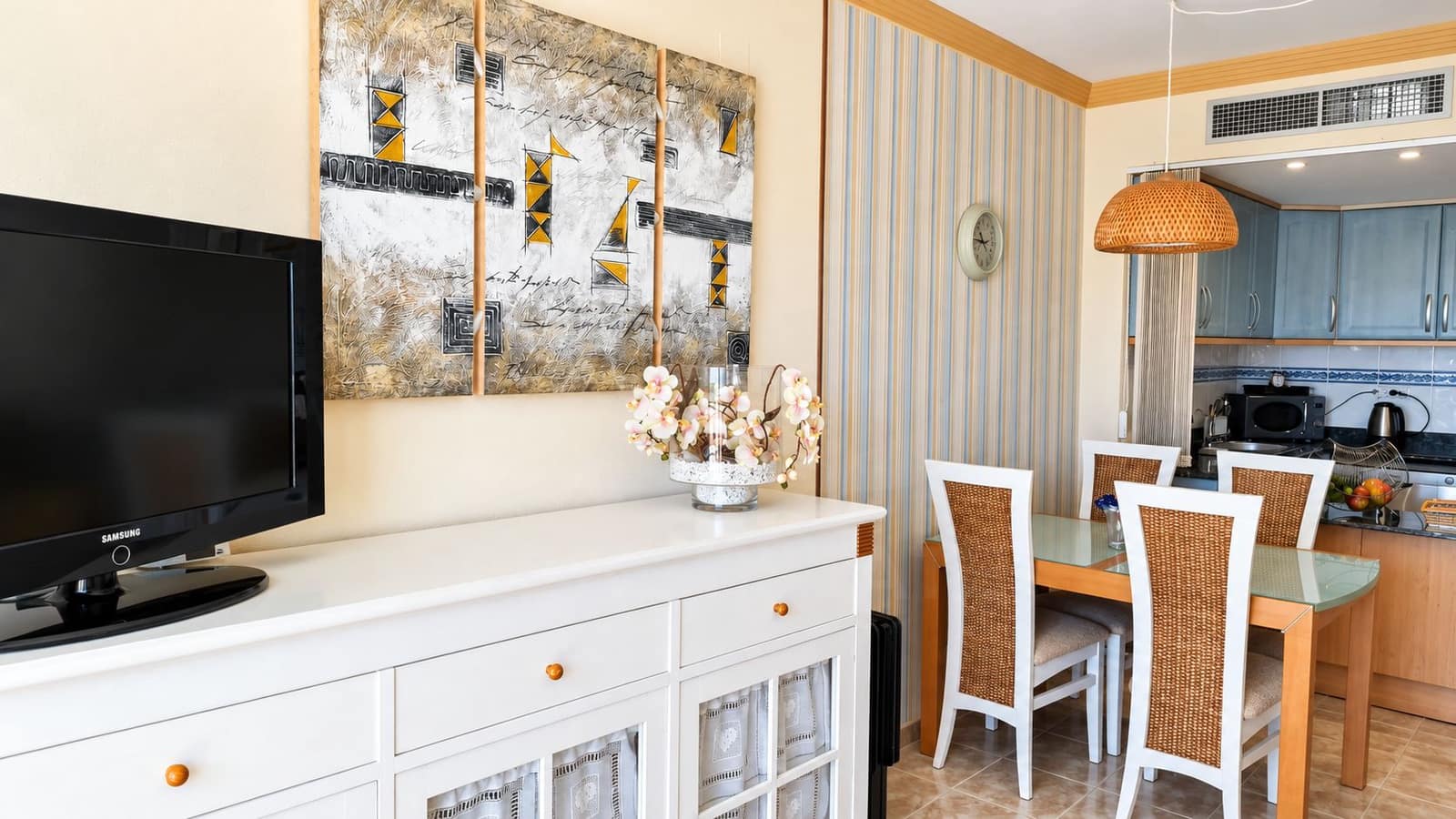 2 bedroom Apartment for sale in Sant Carles de la Rapita with pool garage - € 255,000 (Ref: 10153158)