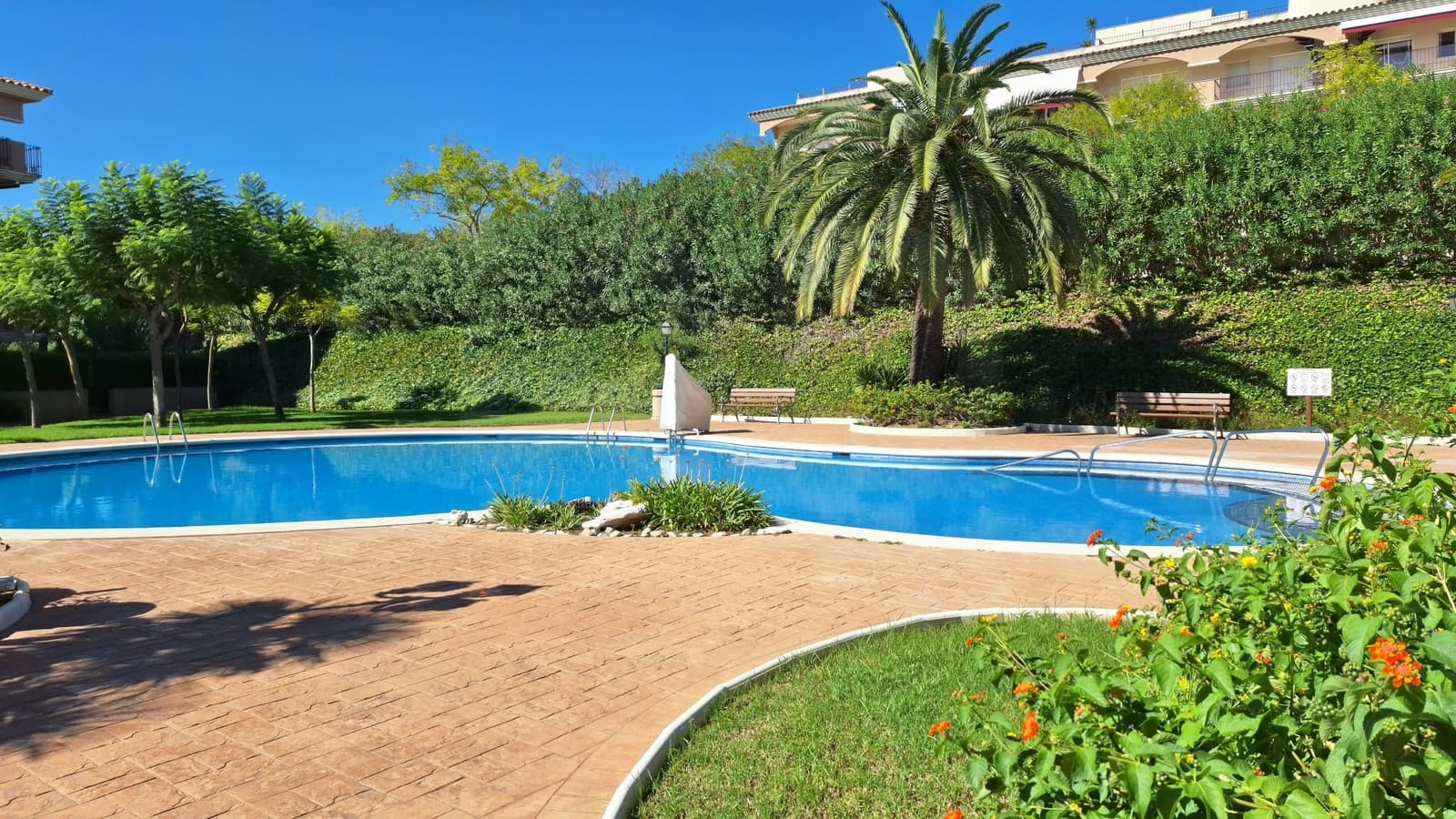 2 bedroom Apartment for sale in Sant Carles de la Rapita with pool garage - € 255,000 (Ref: 10153158)