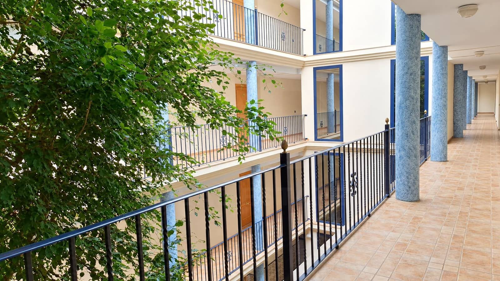 2 bedroom Apartment for sale in Sant Carles de la Rapita with pool garage - € 255,000 (Ref: 10153158)