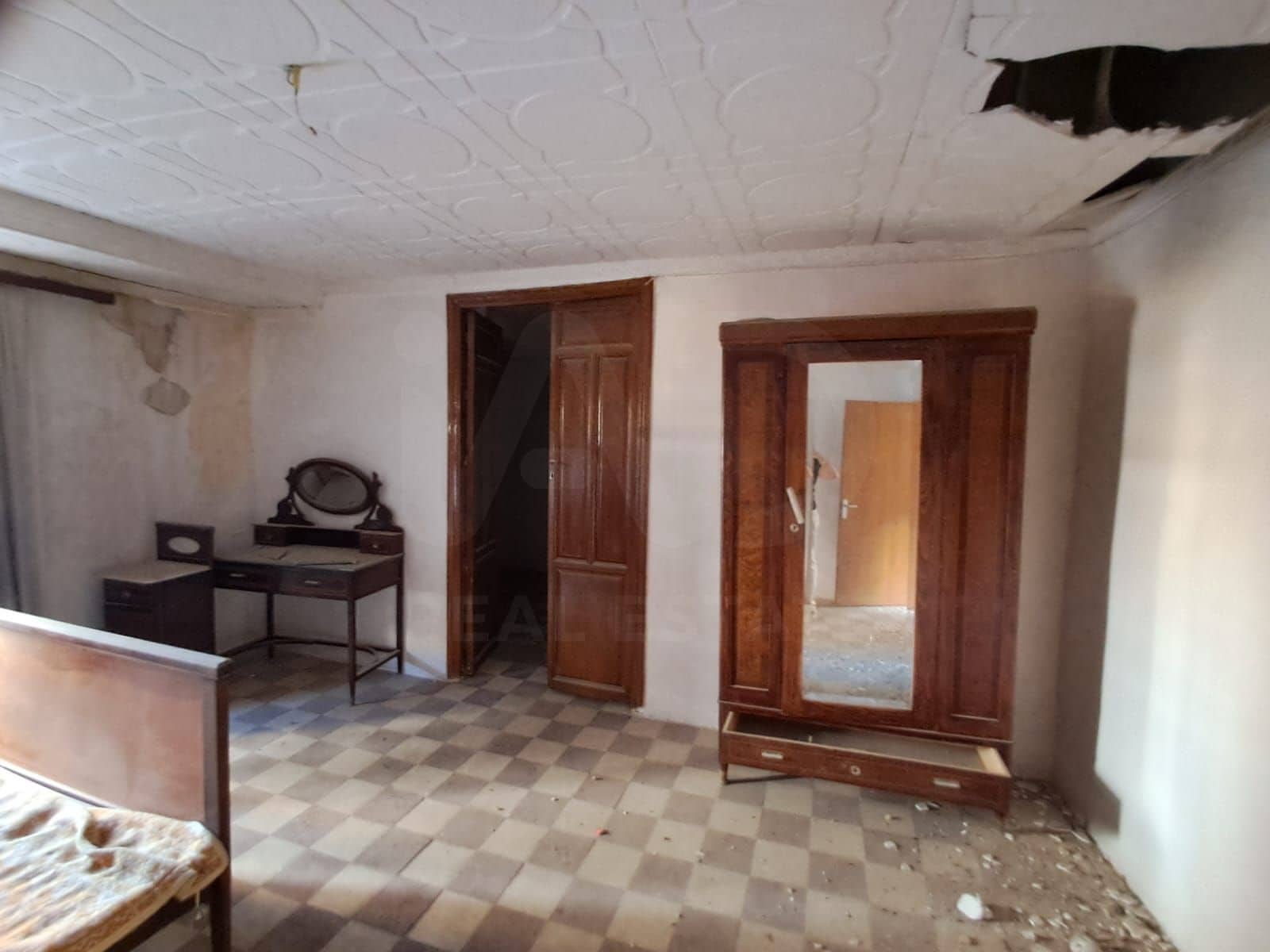 6 bedroom Townhouse for sale in Puerto Lumbreras - € 99,500 (Ref: 10153161)