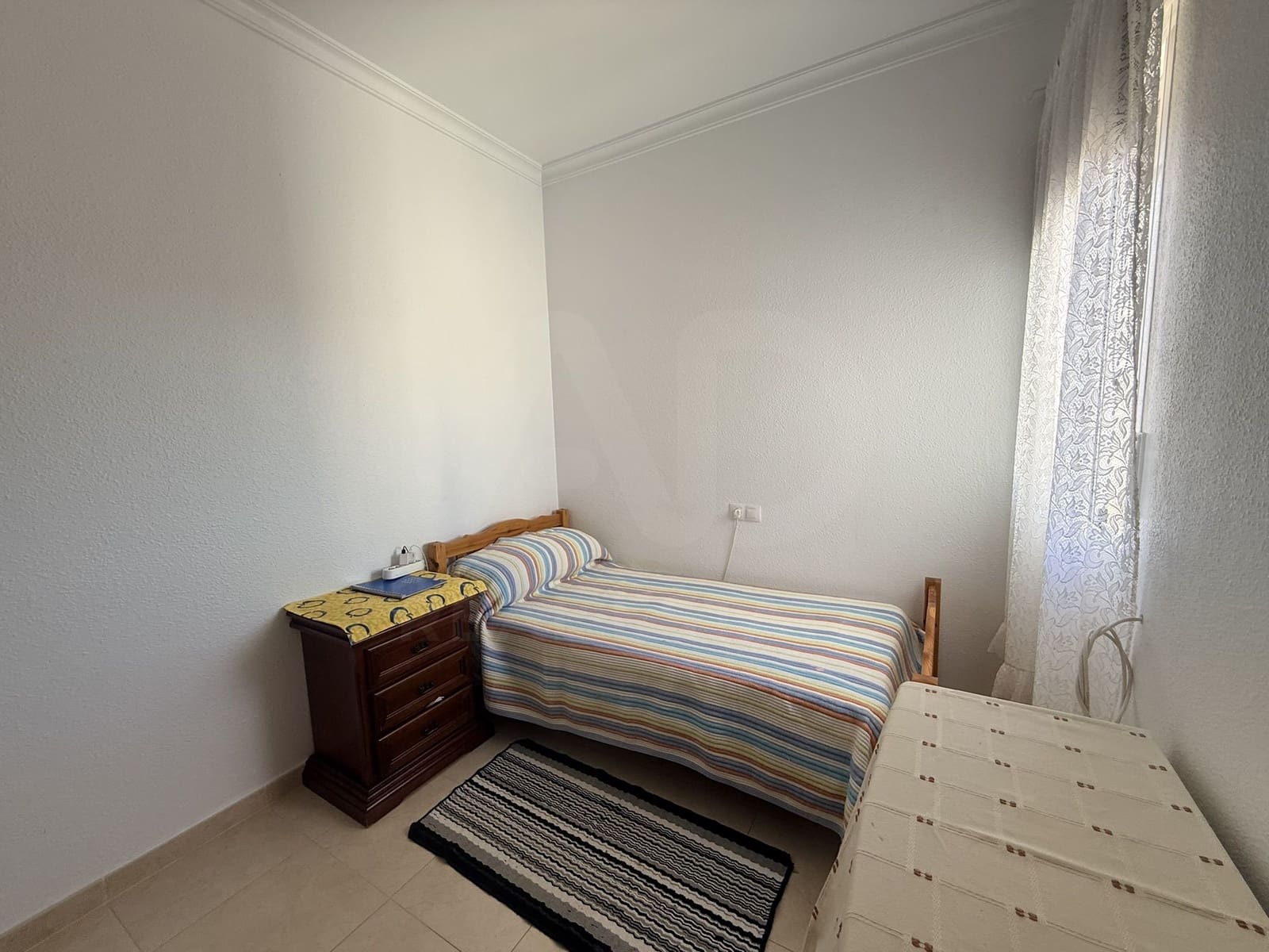 4 bedroom Apartment for sale in Lepe - € 140,000 (Ref: 10153251)
