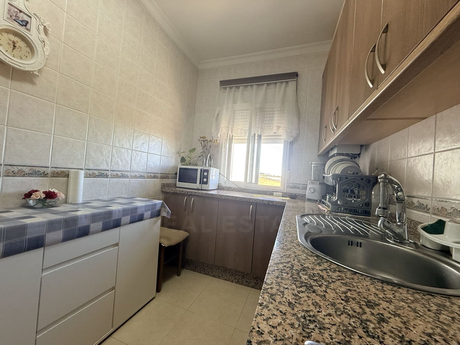 4 bedroom Apartment for sale in Lepe - € 140,000 (Ref: 10153251)
