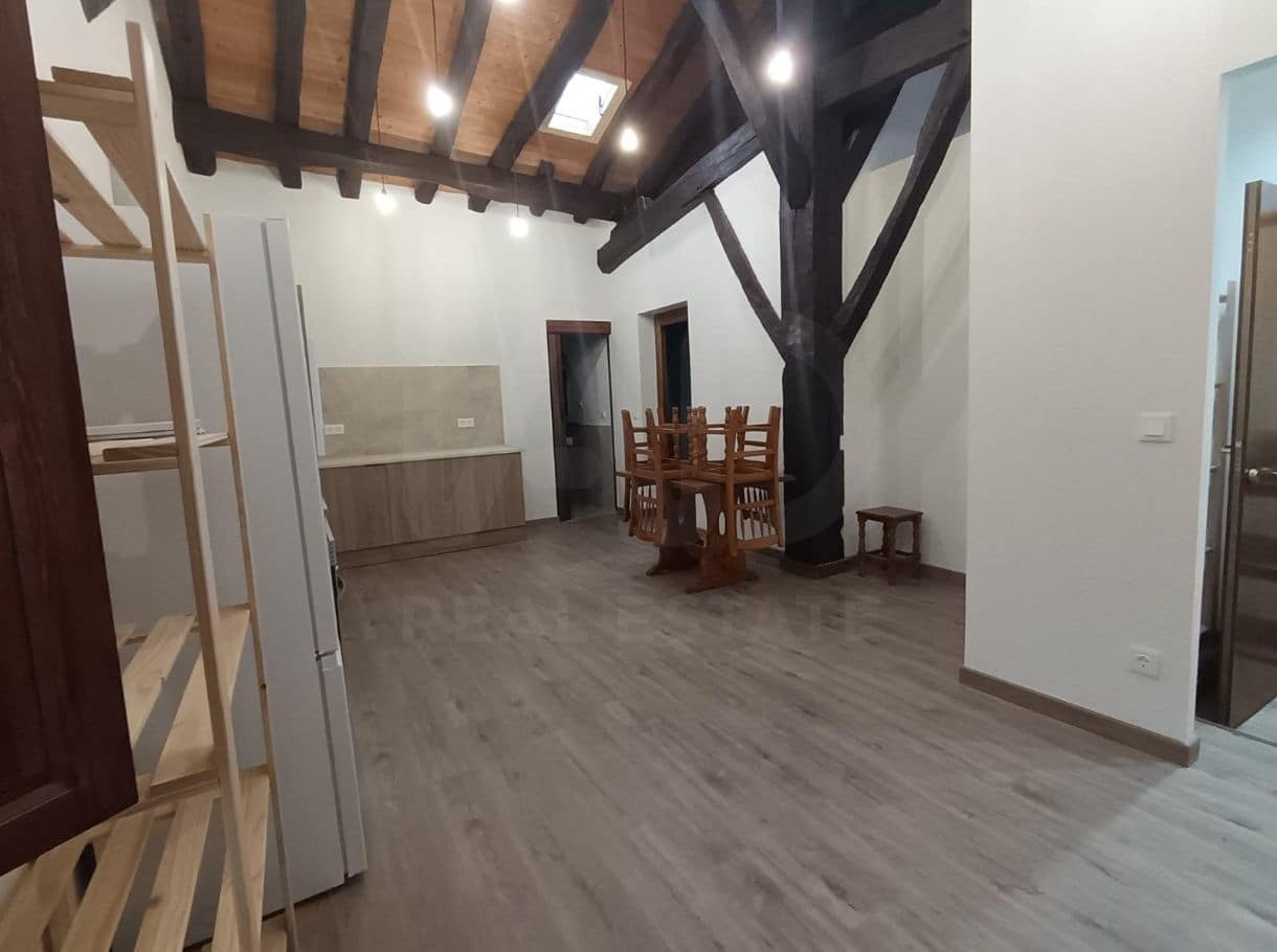 6 bedroom Apartment for sale in Segura - € 220,000 (Ref: 10153253)