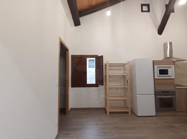 6 bedroom Apartment for sale in Segura - € 220,000 (Ref: 10153253)