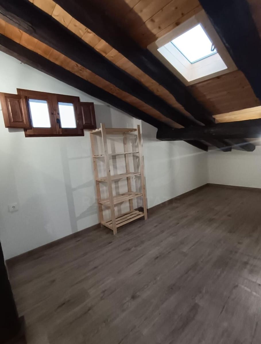 6 bedroom Apartment for sale in Segura - € 220,000 (Ref: 10153253)