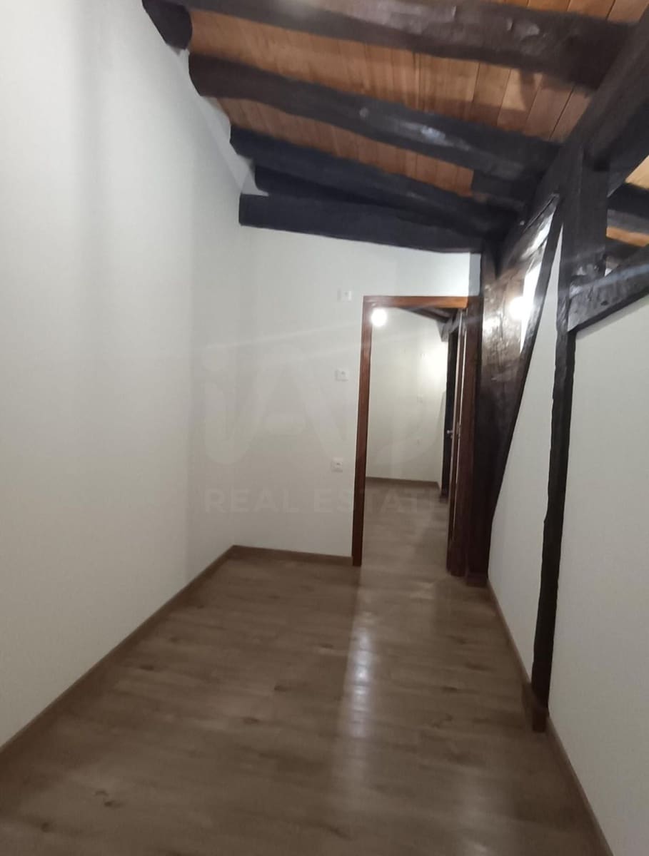 6 bedroom Apartment for sale in Segura - € 220,000 (Ref: 10153253)