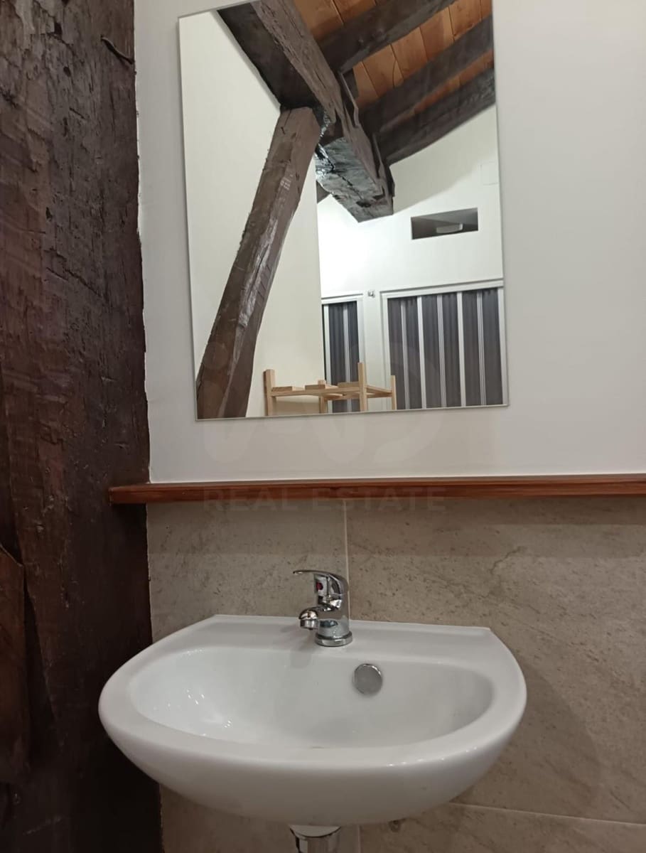 6 bedroom Apartment for sale in Segura - € 220,000 (Ref: 10153253)