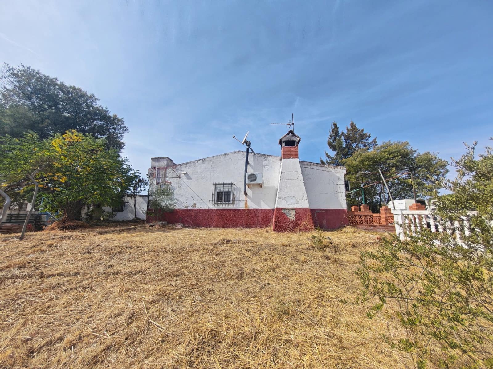 Finca/Country House for sale in Gibraleon with pool - € 149,900 (Ref: 10153258)