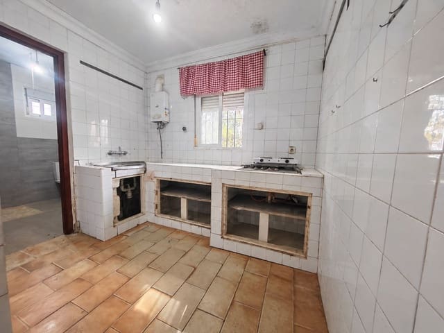 Finca/Landhuis te koop in Gibraleón met zwembad - € 149.900 (Ref: 10153258)