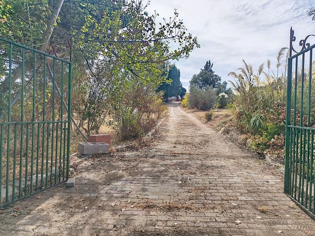 Finca/Landhuis te koop in Gibraleón met zwembad - € 149.900 (Ref: 10153258)