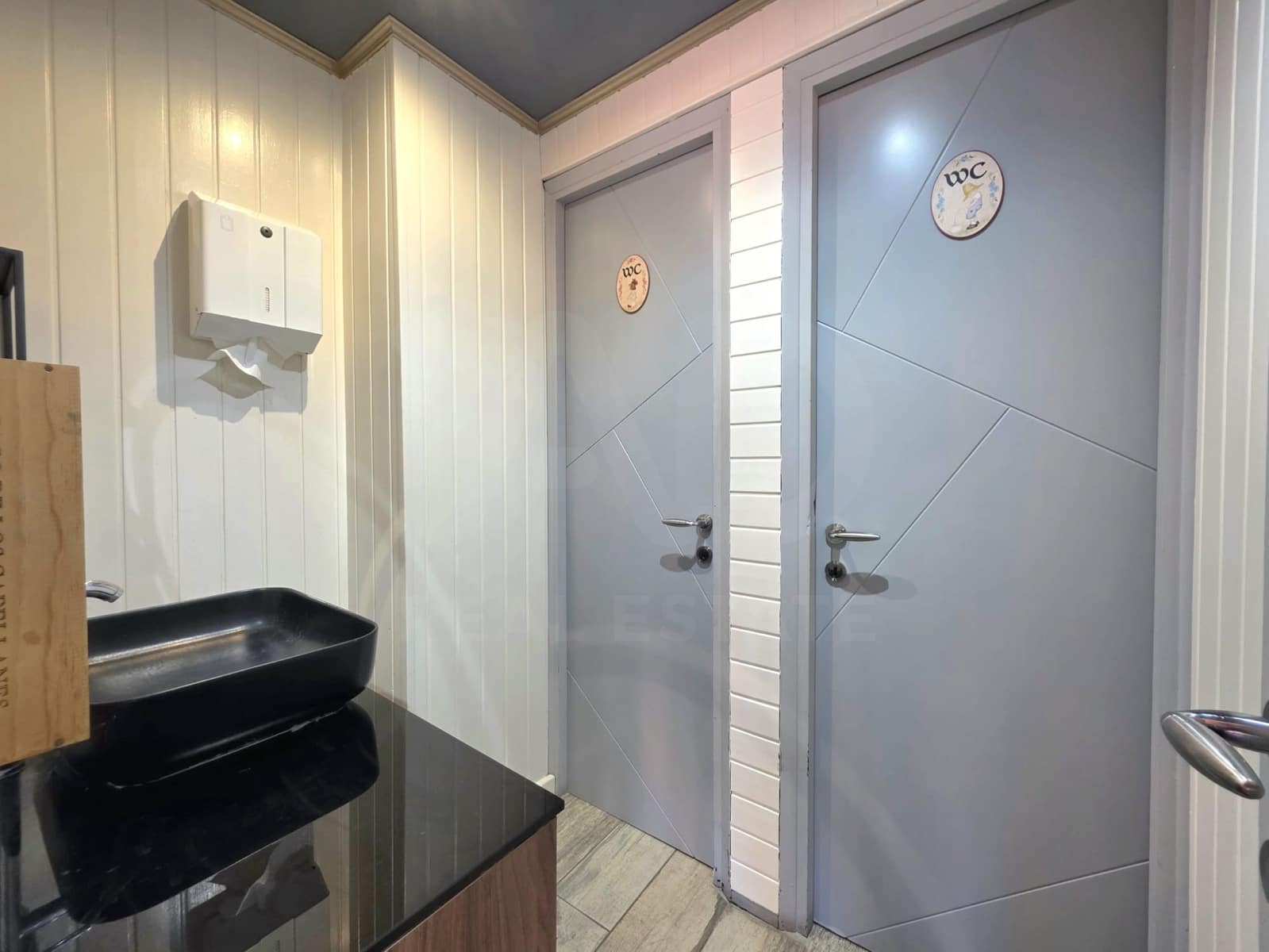 Local Comercial en Barcelona ciudad en venta - 90.000 € (Ref: 10153826)
