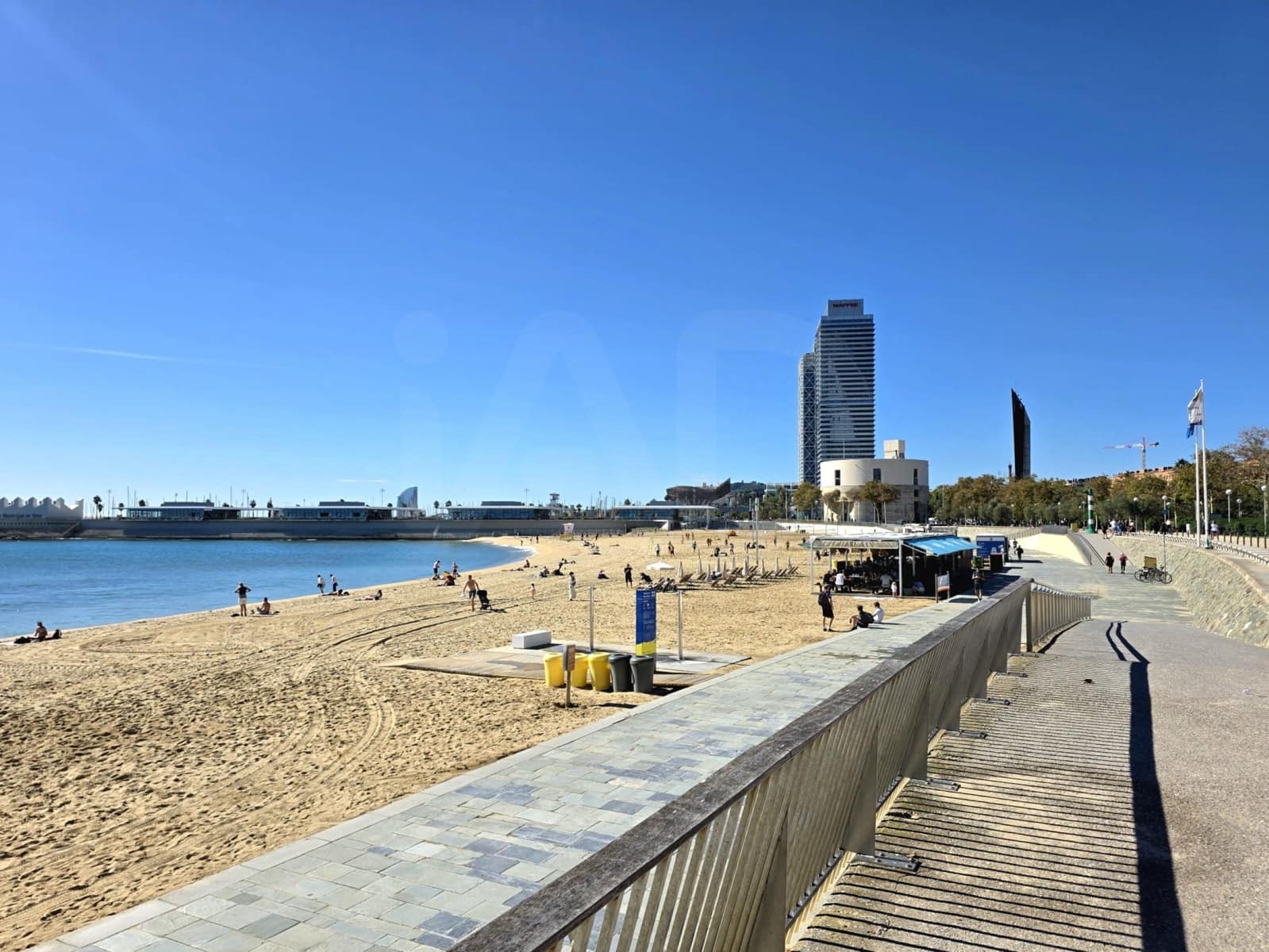 Local Comercial en Barcelona ciudad en venta - 90.000 € (Ref: 10153826)