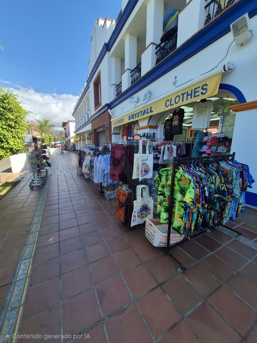 Komercyjne na sprzedaż w Santa Cruz de Tenerife - 307 500 € (Ref: 10154120)