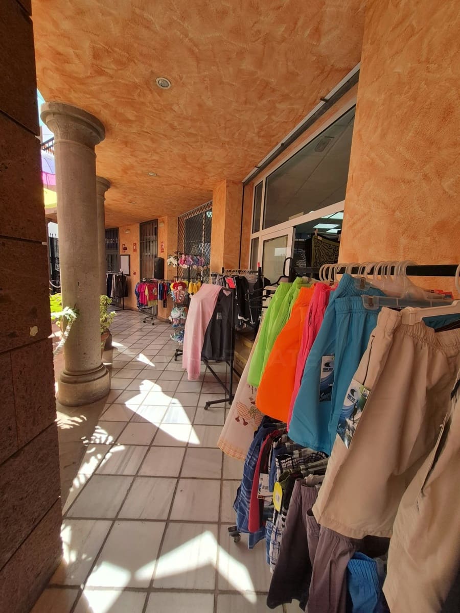 Komercyjne na sprzedaż w Santa Cruz de Tenerife - 307 500 € (Ref: 10154120)