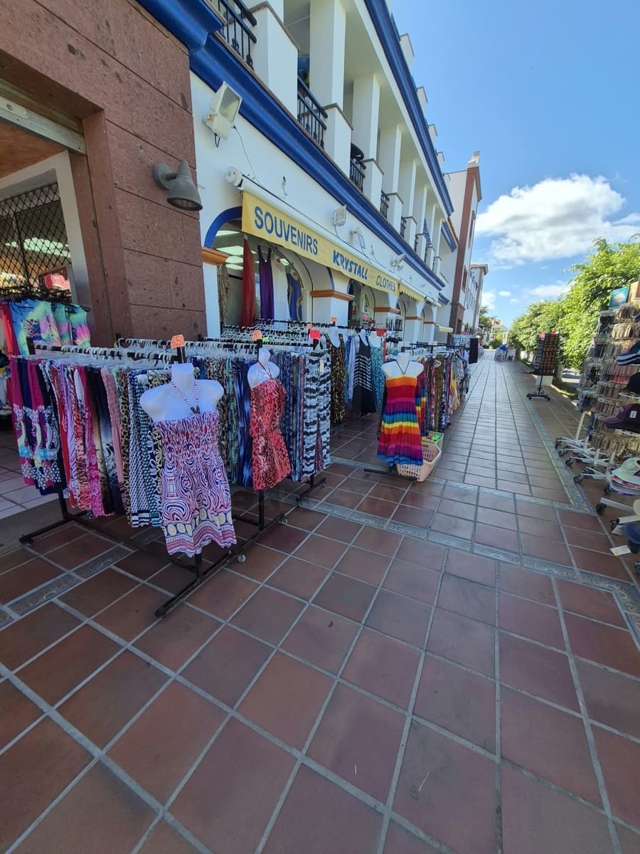 Erhverv til salg i Santa Cruz de Tenerife - € 307.500 (Ref: 10154120)