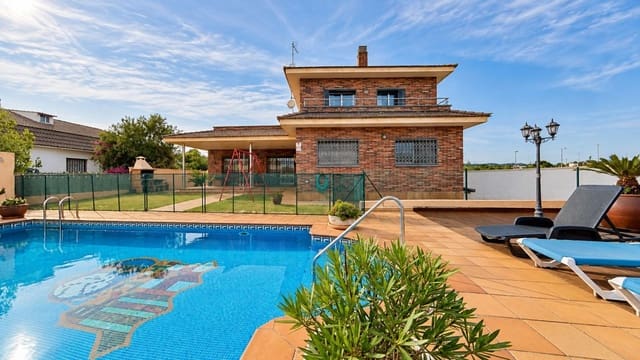 4 camera da letto Casa in vendita in El Vendrell con piscina garage - 563.000 € (Rif: 10154245)