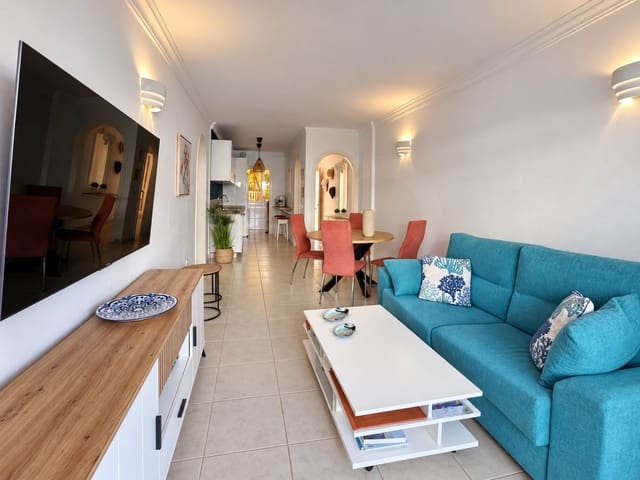 2 makuuhuone Huoneisto myytävänä paikassa Playa San Juan, Guía de Isora mukana uima-altaan 
autotalli - 368 000 € (Ref: 10154246)
