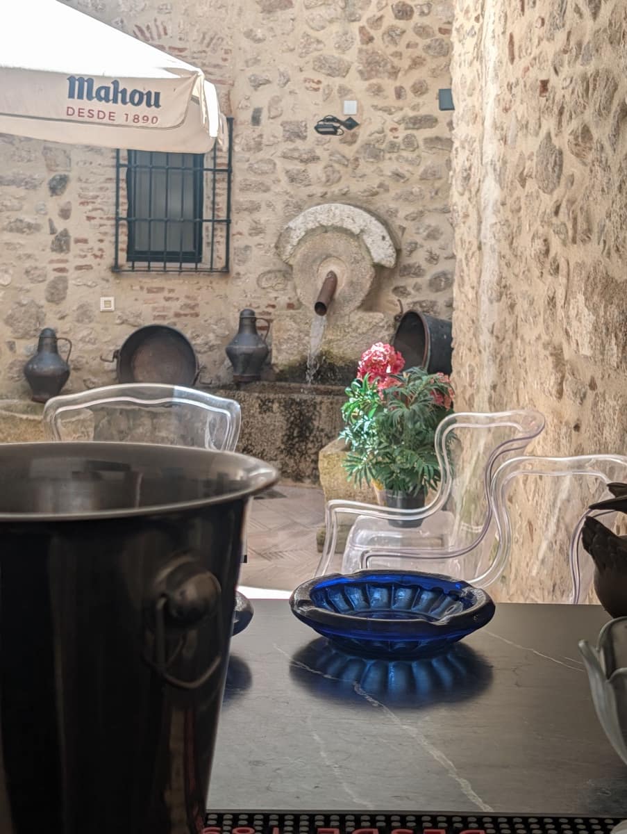 Commercial for sale in Montanchez - € 4,120,000 (Ref: 10154248)