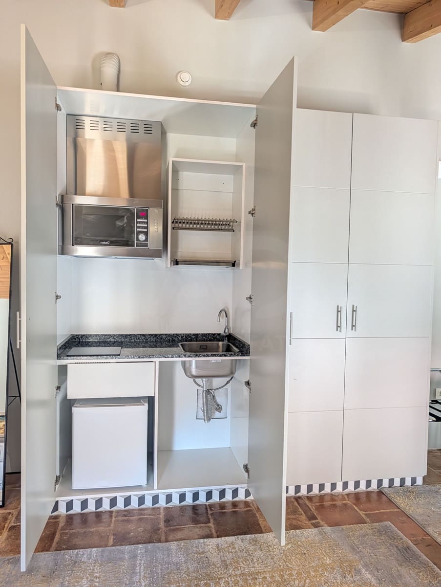 Commercial for sale in Montanchez - € 4,120,000 (Ref: 10154248)