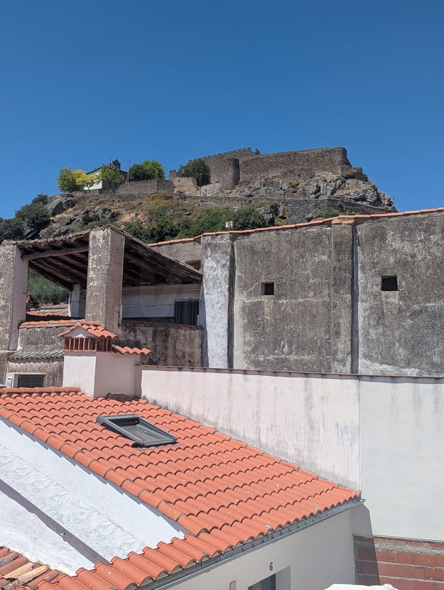 Commercial for sale in Montanchez - € 4,120,000 (Ref: 10154248)