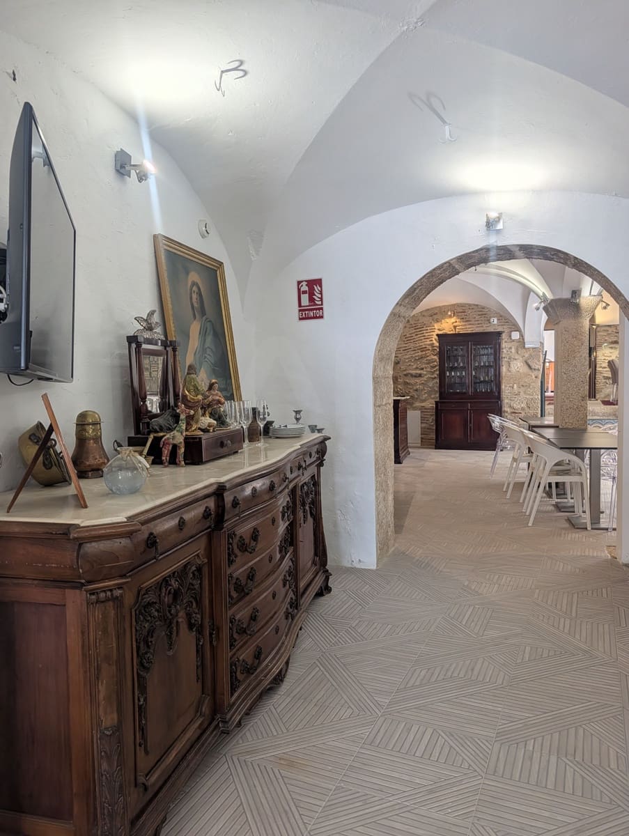 Commercial for sale in Montanchez - € 4,120,000 (Ref: 10154248)