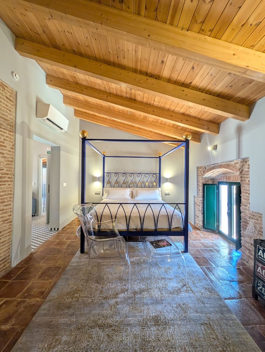 Commercial for sale in Montanchez - € 4,120,000 (Ref: 10154248)