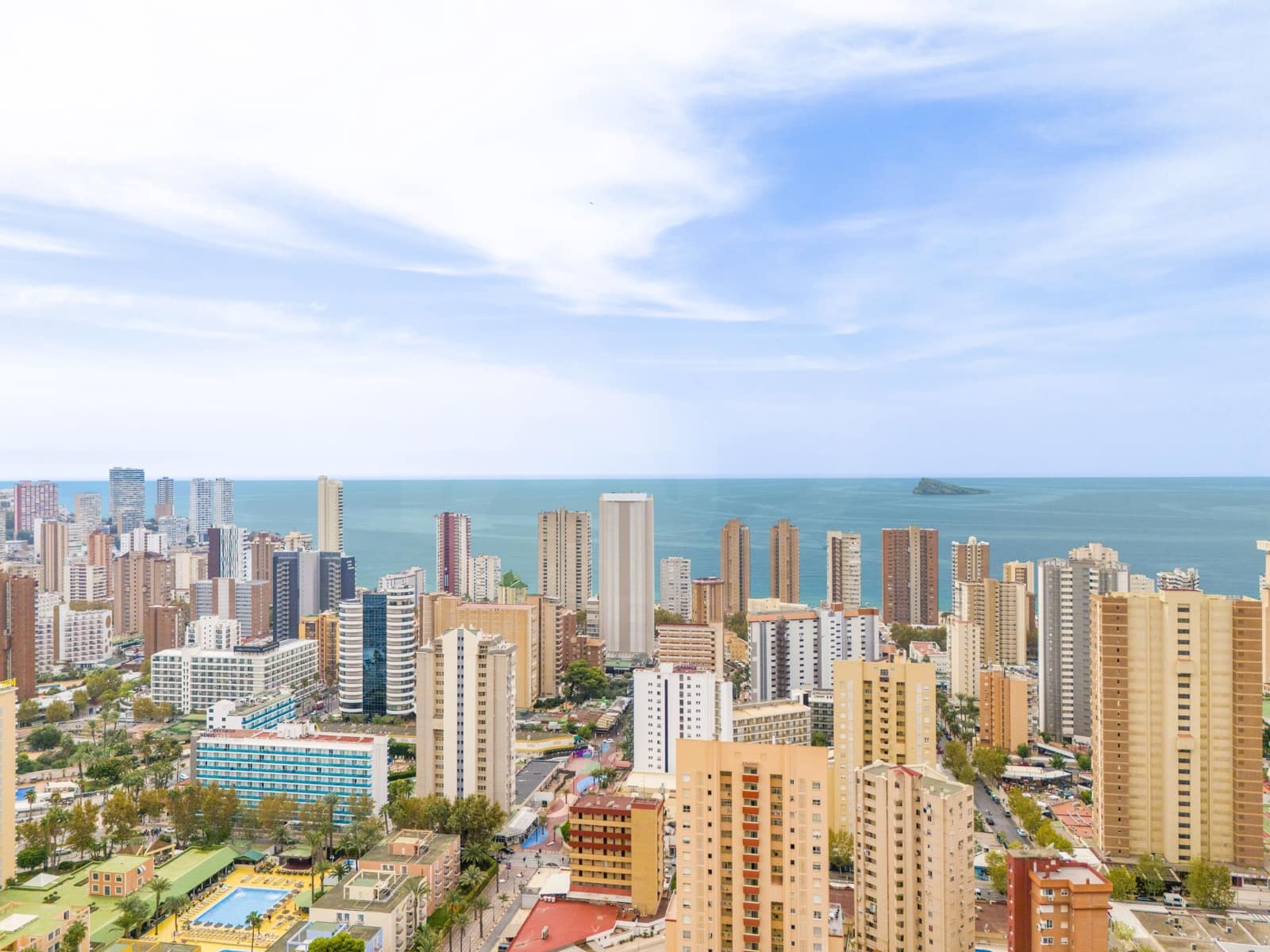 2 slaapkamer Appartement te koop in Benidorm met zwembad - € 259.500 (Ref: 10154512)