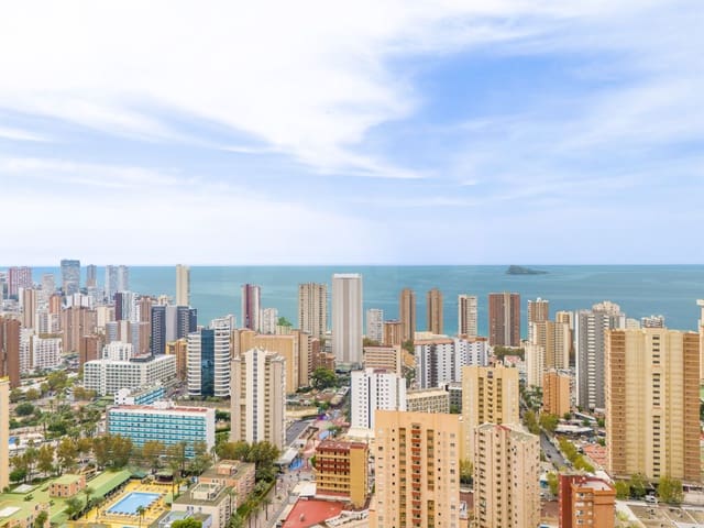 2 slaapkamer Appartement te koop in Levante Alto, Benidorm met zwembad - € 259.500 (Ref: 10154512)