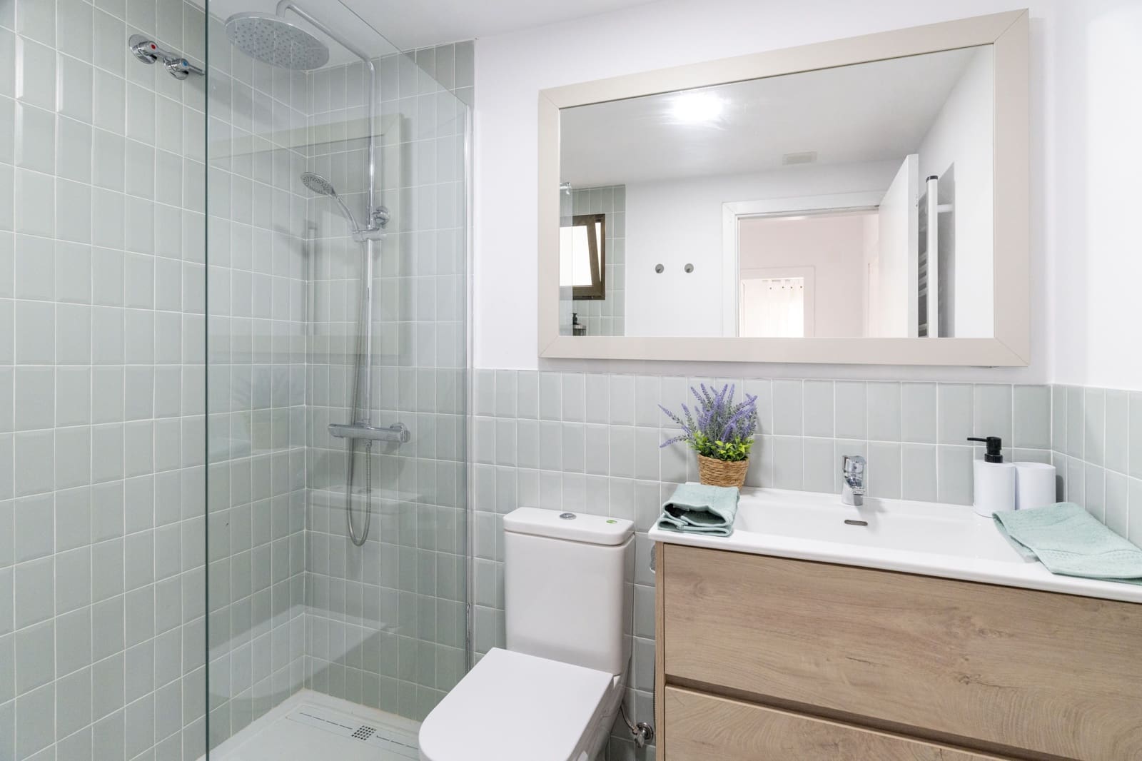 2 slaapkamer Appartement te koop in Benidorm met zwembad - € 259.500 (Ref: 10154512)