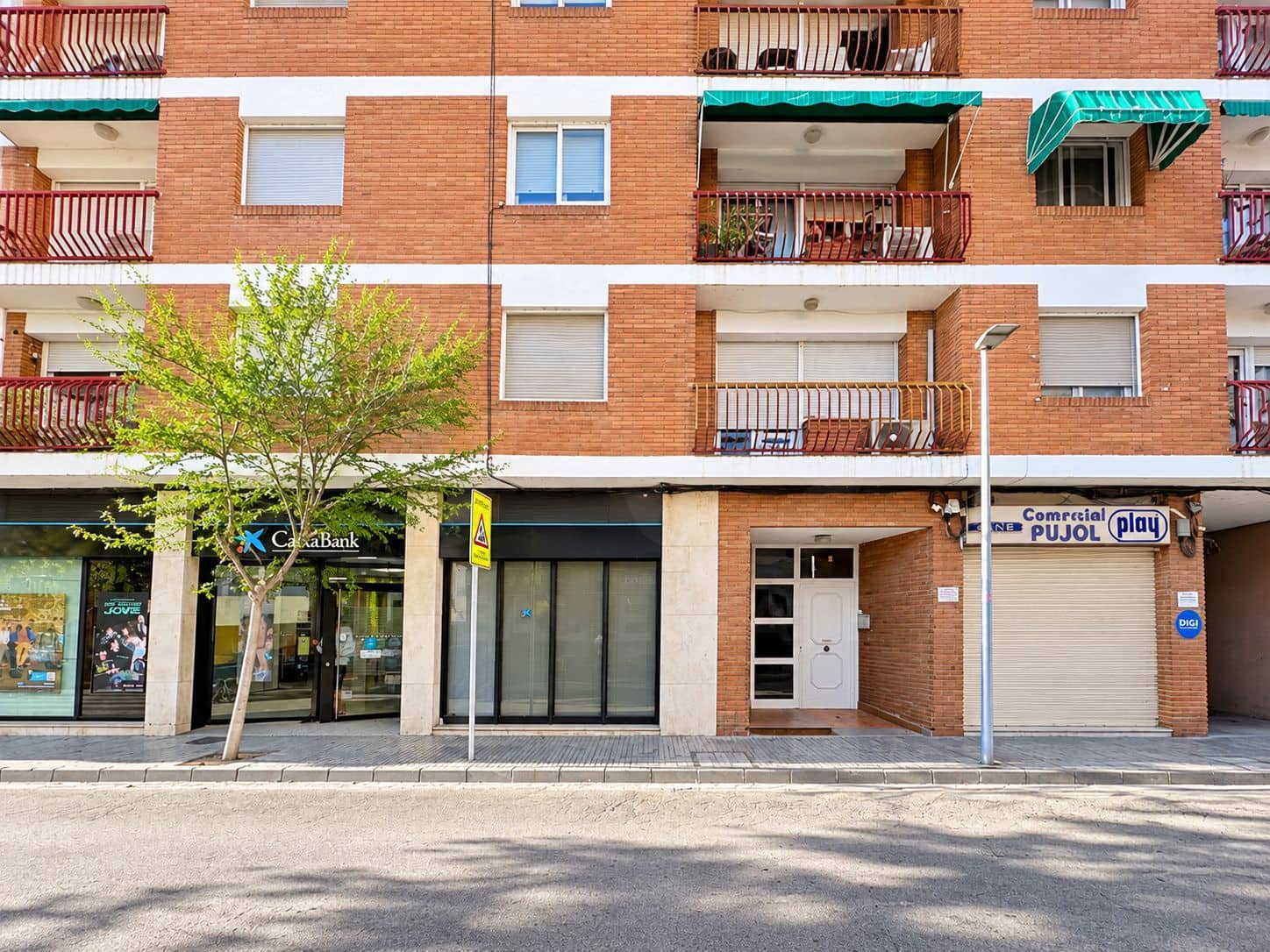 3 bedroom Apartment for sale in Flix - € 79,000 (Ref: 10154515)